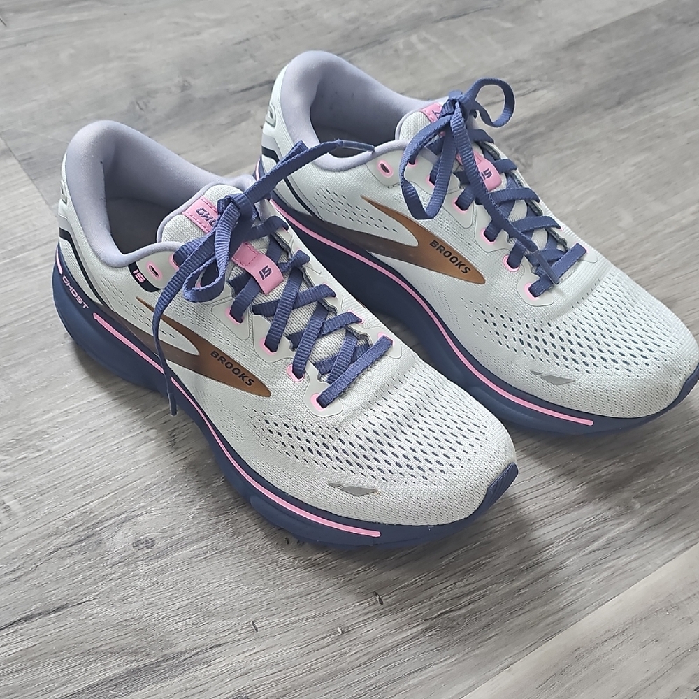 Brooks Women's Ghost 15 Running Shoes - White and Pink